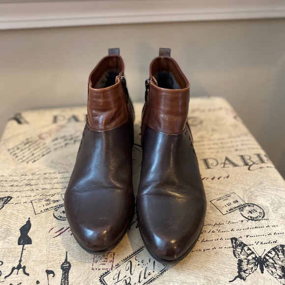 Regarde Le Ciel Leather Patchwork Ankle Bootie 9 - Picture 14 of 15